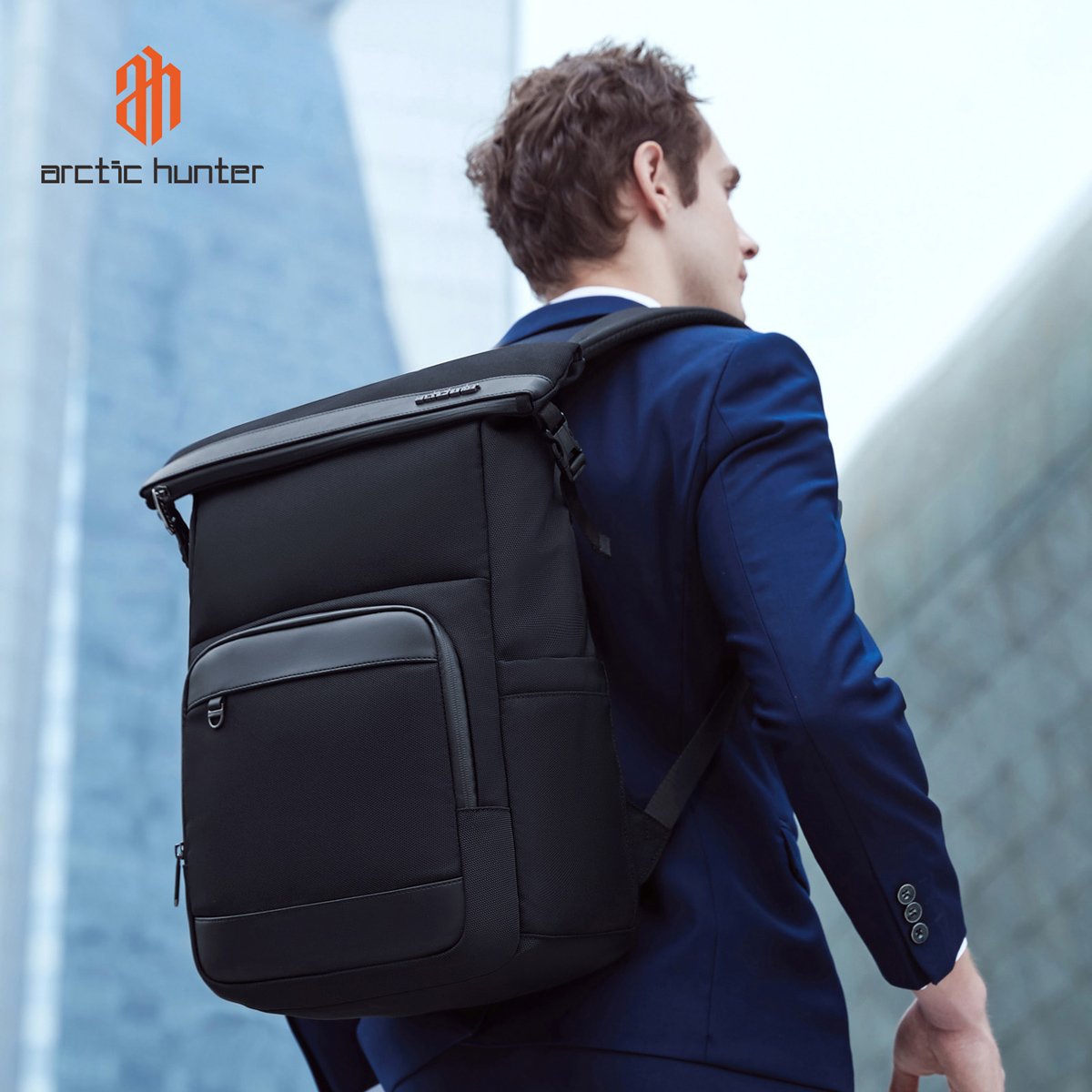 ARCTIC HUNTER τσάντα πλάτης B00684 με θήκη laptop 15.6", 18.5L, μαύρη