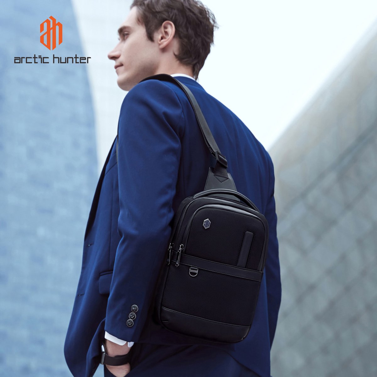 ARCTIC HUNTER τσάντα Crossbody XB00678, 5.8L, μαύρη